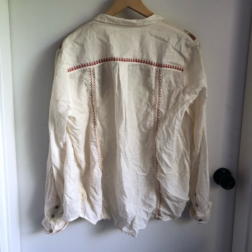 Anthropologie embroidered linen shirt - Picture 5 of 6